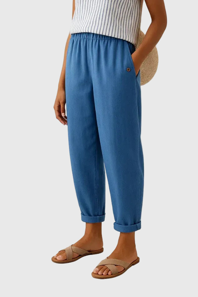 Pantalon blanc Danoir Paris Samantha, style chic et confortable, vue de face sur un fond neutre.