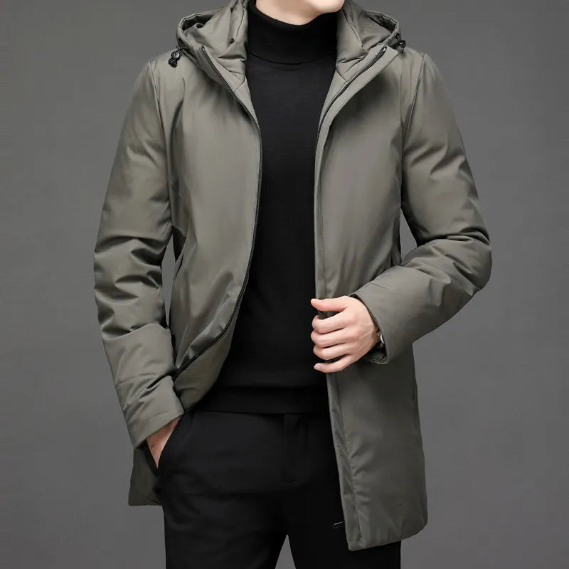 Veste d’hiver longue à capuche Danoir Paris, manteau vert foncé chaud et élégant pour femmes.