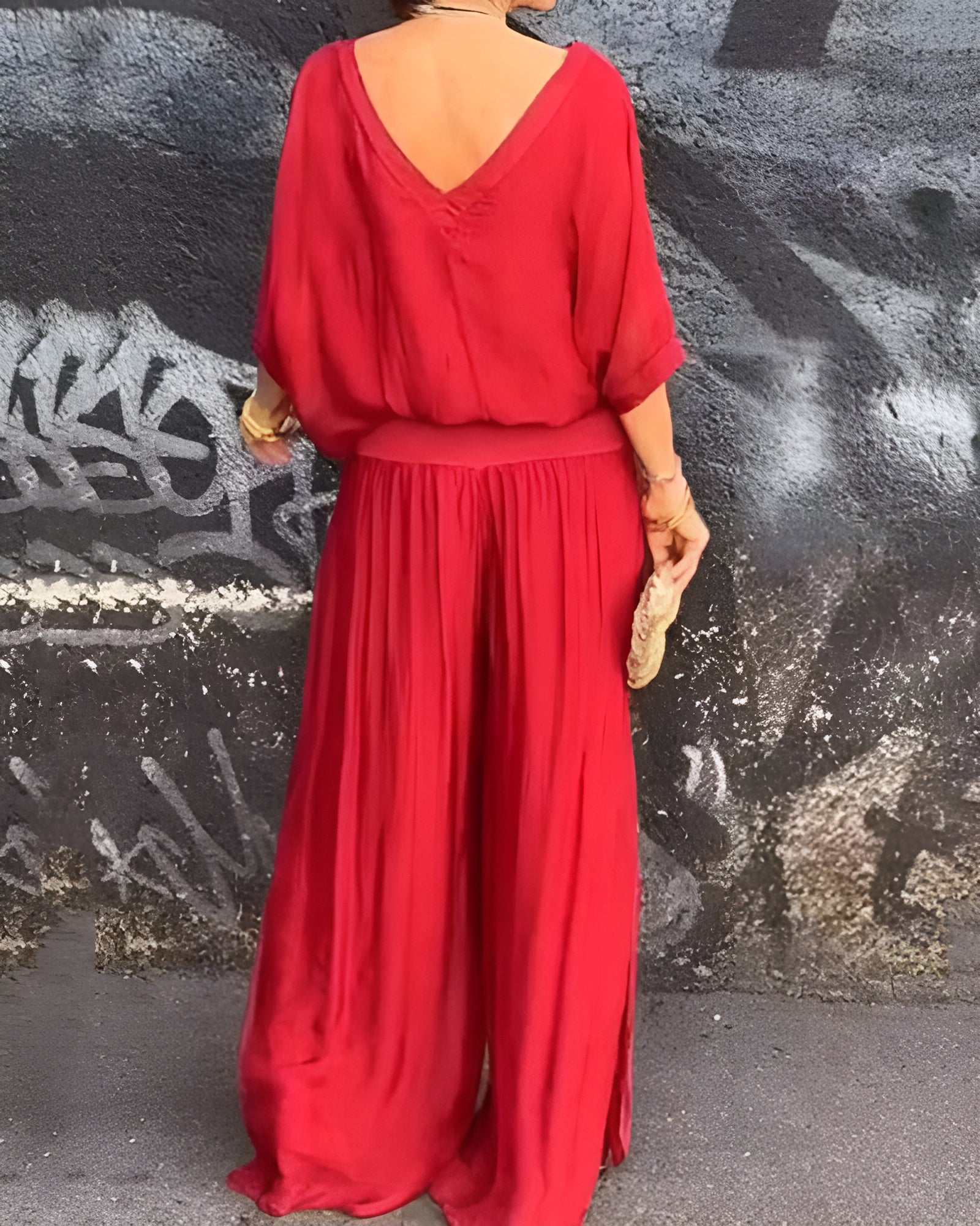 Ensemble décontracté élégant vert menthe de la marque Danoir Paris, porté par un mannequin.