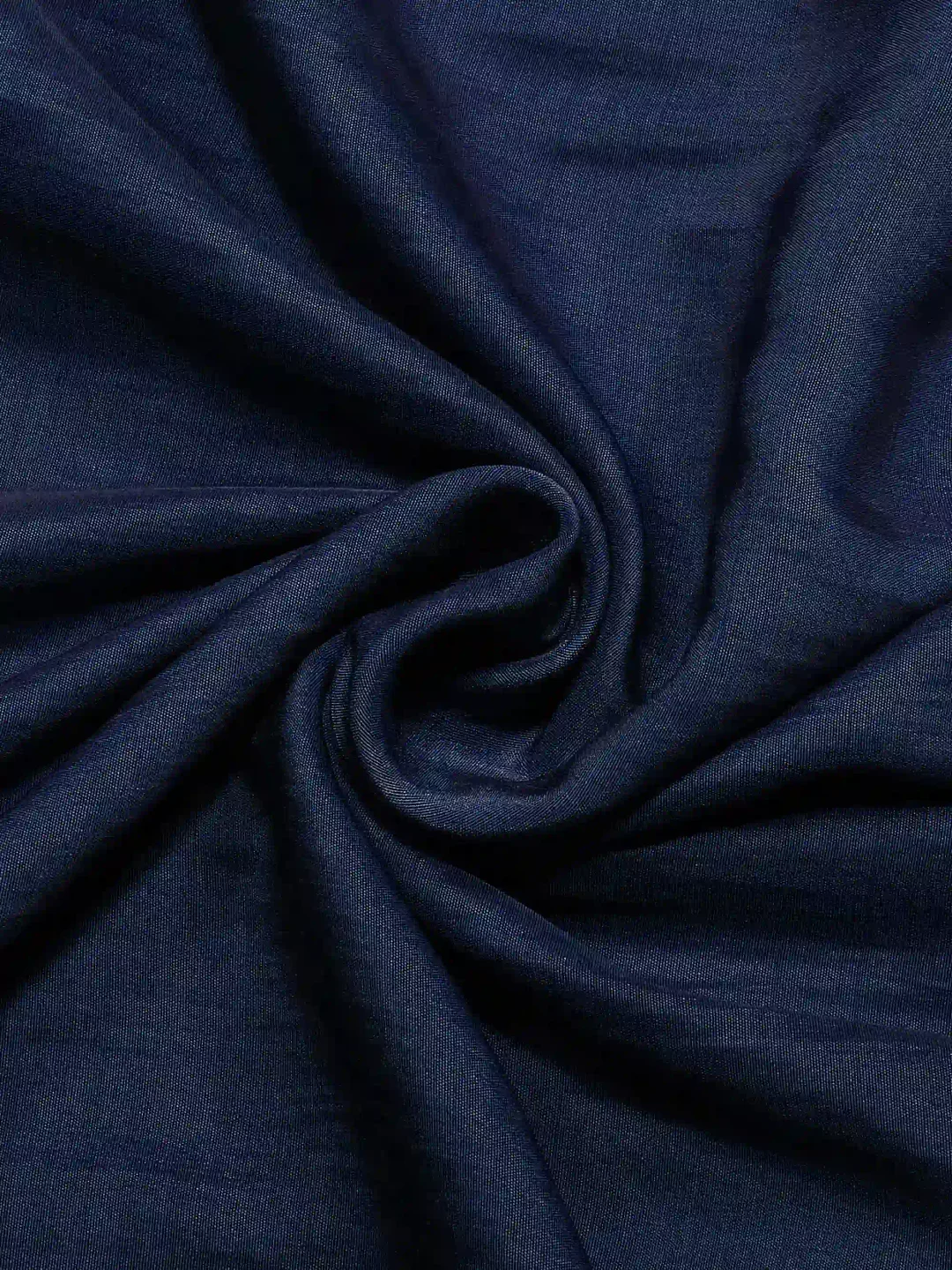 Robe estivale élégante Danoir Paris Elsie verte avec détails raffinés, portée légère et fluide pour l'été.