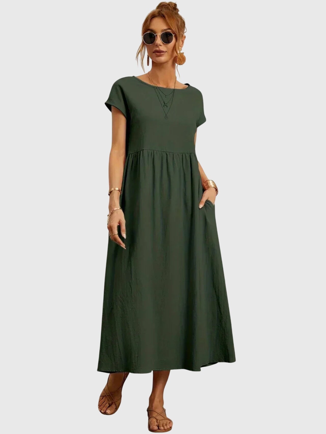 Robe décontractée Giselle™ de Danoir Paris en blanc avec poches, tissu léger et style confortable, vue de face.