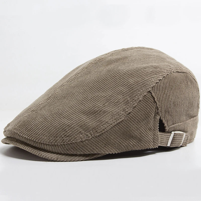 Herren-Pet aus Corduroy von Bloom™, Danoir Paris, in weinrot mit weichem Stoff und modischem Design.