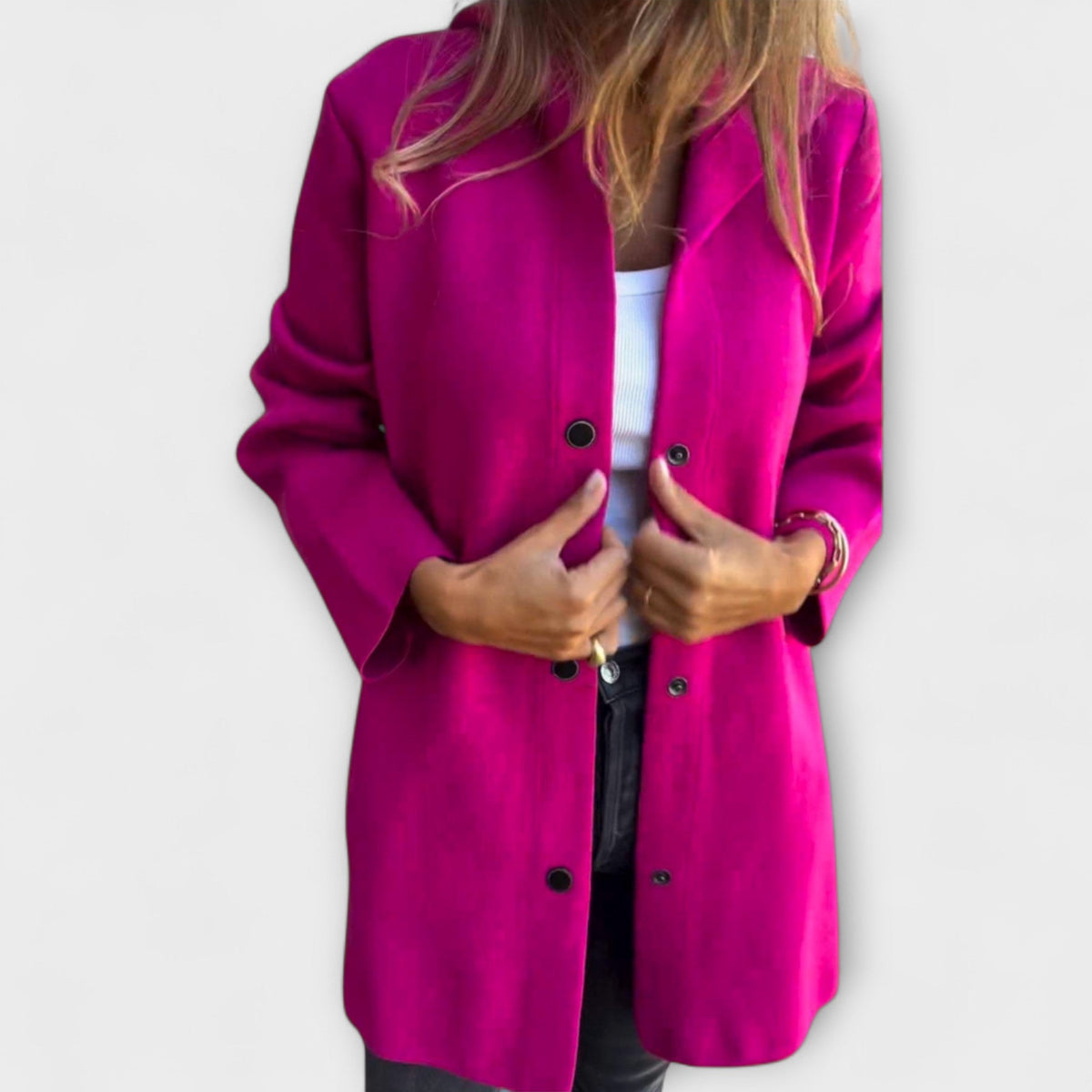 Veste élégante pour femmes Danoir Paris en gris, style raffiné, manches longues et coupe ajustée.