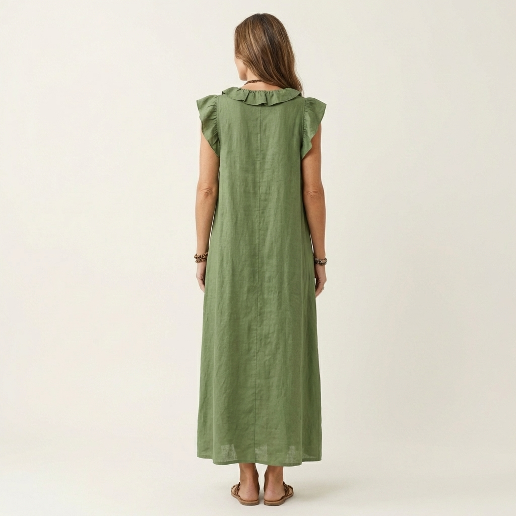 Robe maxi à col V avec volants, robe longue élégante de Danoir Paris, en tissu fluide avec détails volants sur le haut.
