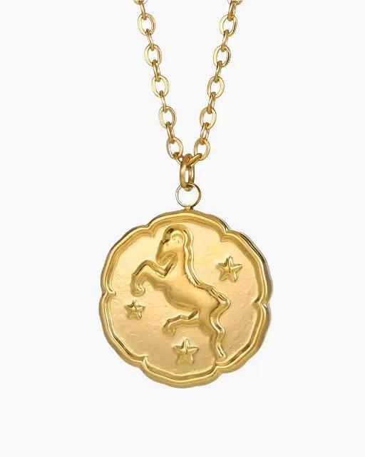 Collier zodiac Aries en or de la marque Old Money, chaîne fine avec pendentif représentant le signe astrologique.