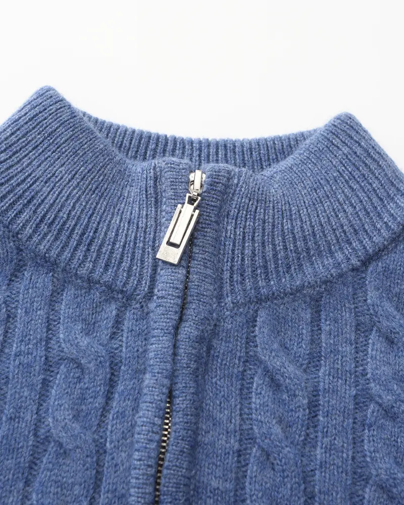 Pull à mi-zip en cachemire beige 100 % de la marque Old Money, tissé et doux, pour un style élégant et chaud.