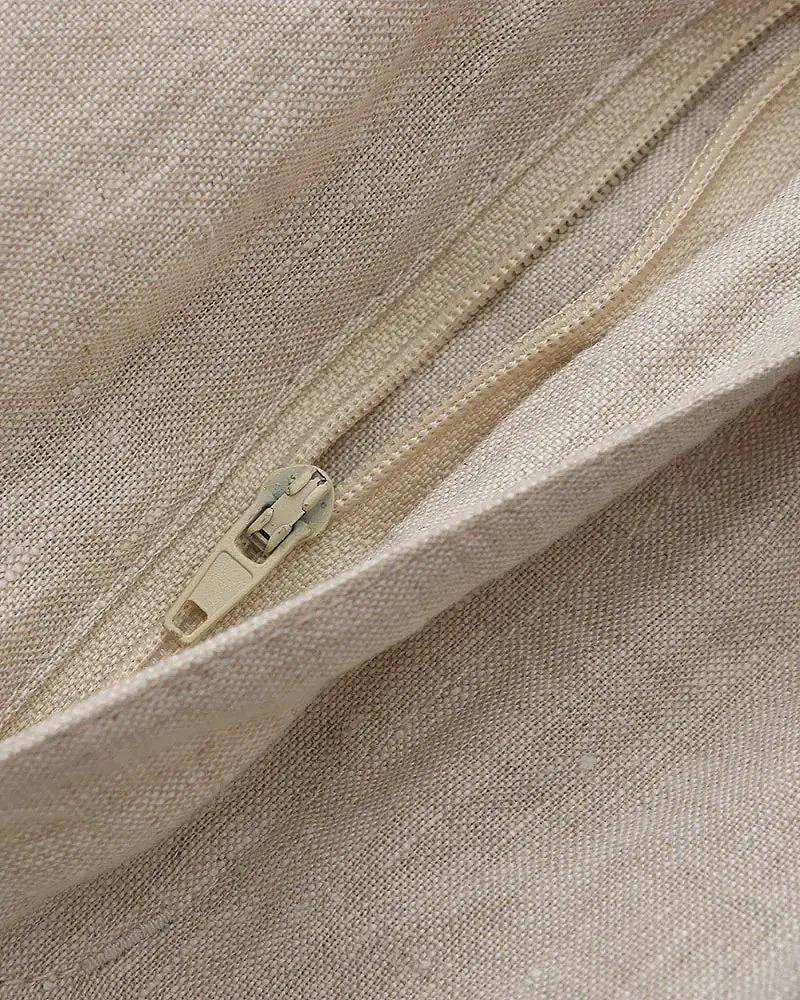 Shorts en lin beige Casablanca de la marque Old Money, style premium, avec coupe décontractée et détails élégants.