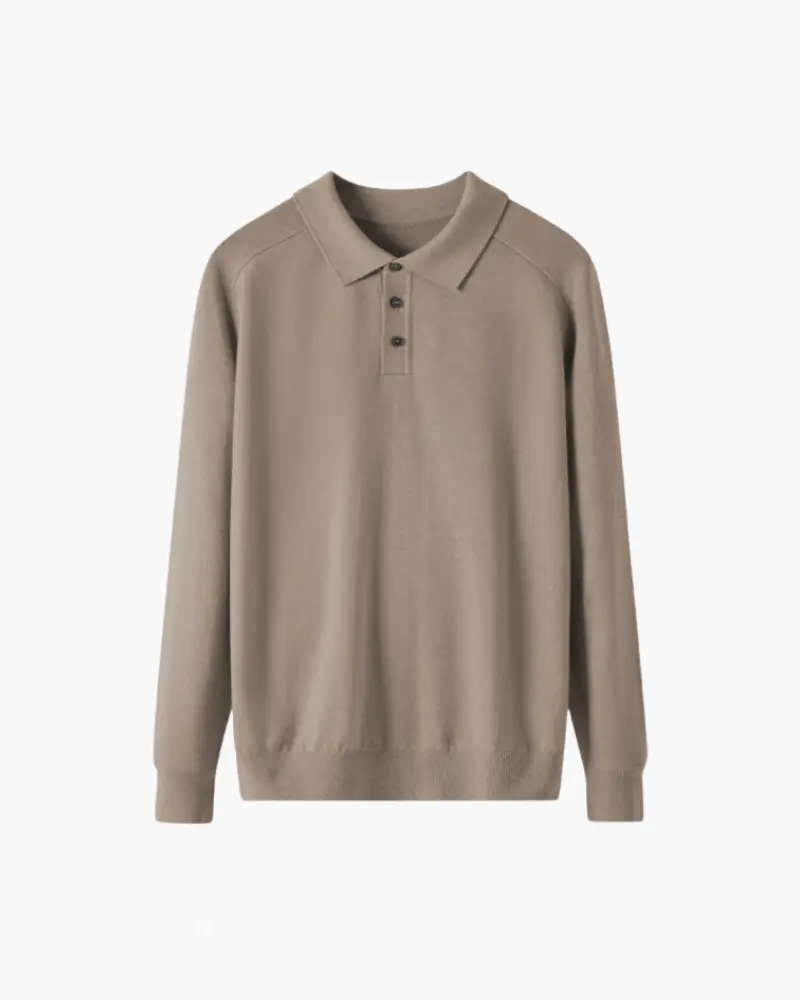 Polo en laine 100 % premium de la marque Old Money, couleur beige, taille XS, vue de face.