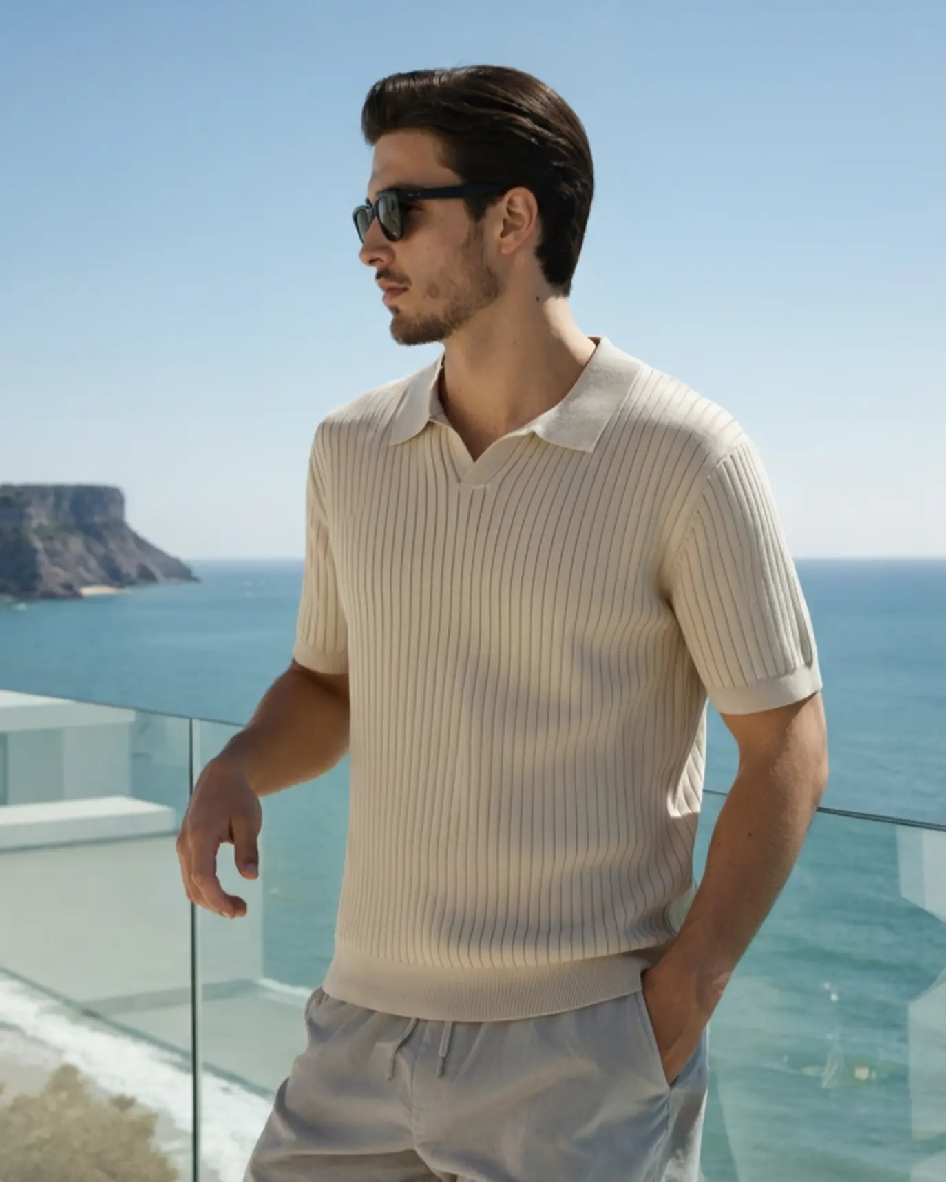 Polo en maille côtelée beige de la marque Old Money, vu de face, taille XS, look élégant et classique.