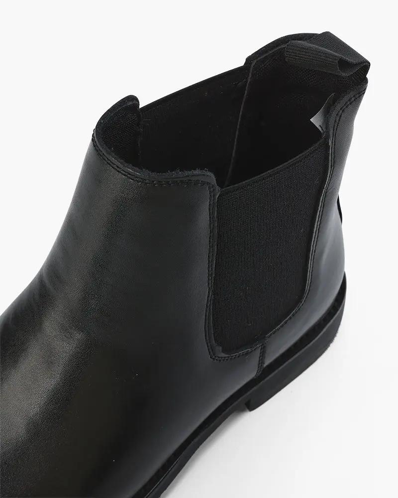 Bottes Chelsea en cuir noir de la marque Old Money, taille EU 38, style classique et élégant.