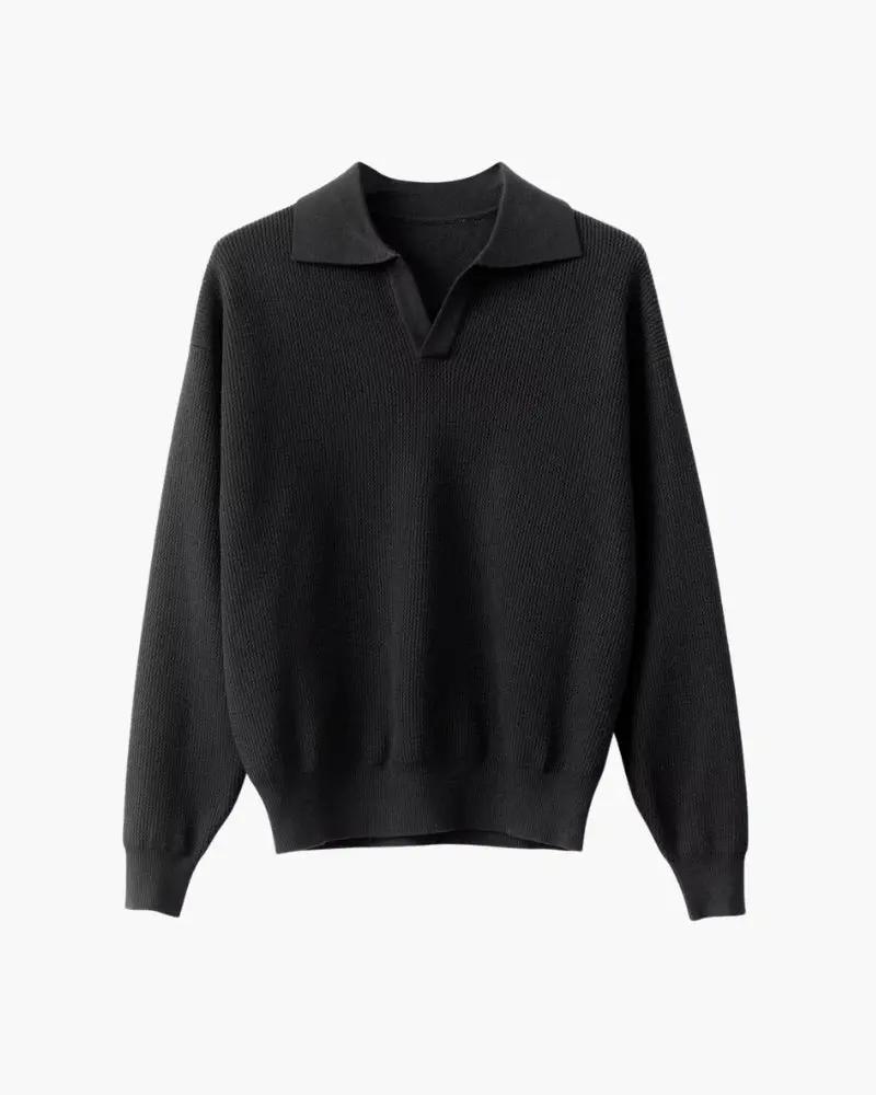 Pull-over polo en maille texturée noir de la marque Old Money, avec col en ras du cou et motif côtelé.