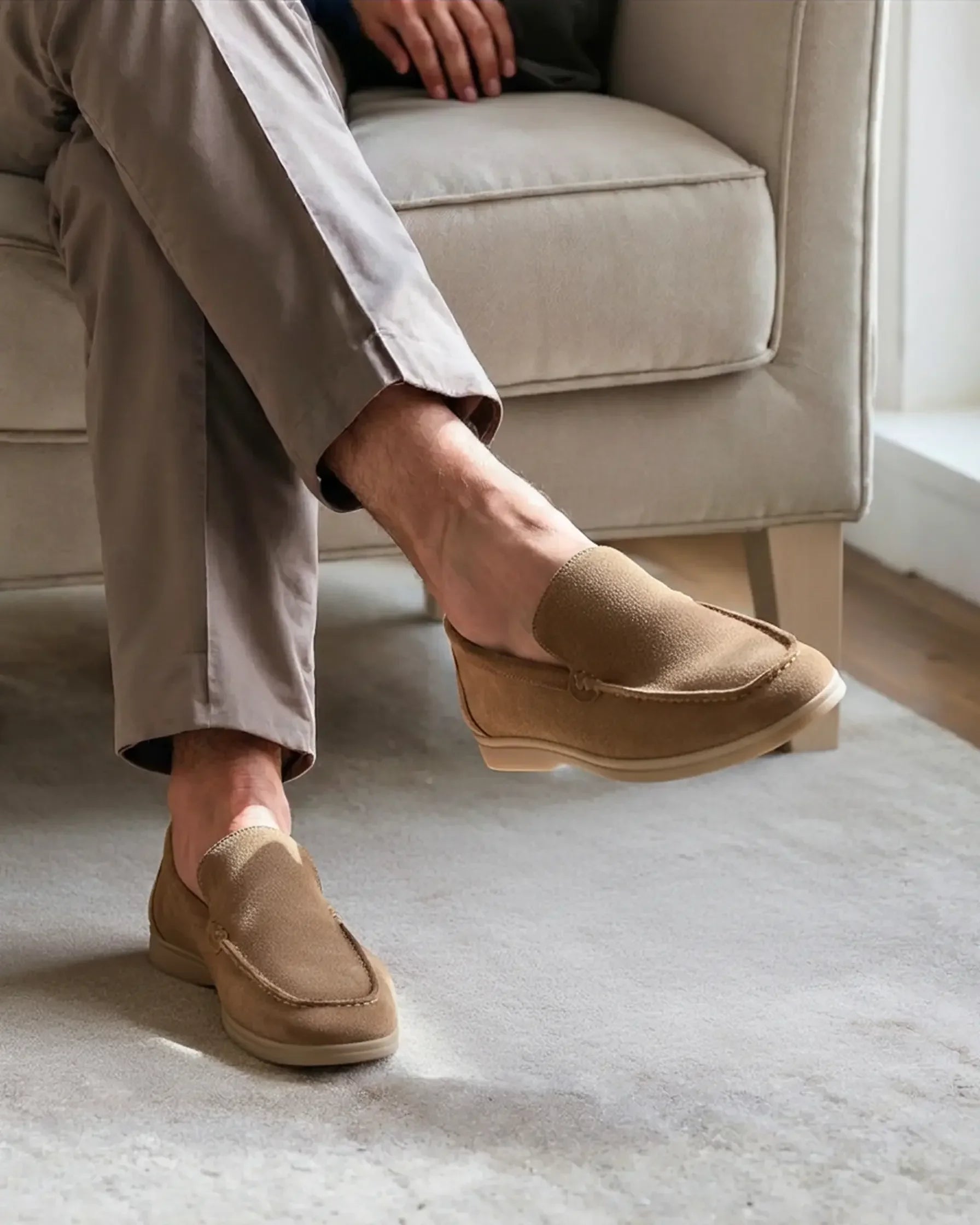 Mocassins en daim Old Money Premium de couleur caramel, taille EU 39, pour homme, avec semelle en caoutchouc.