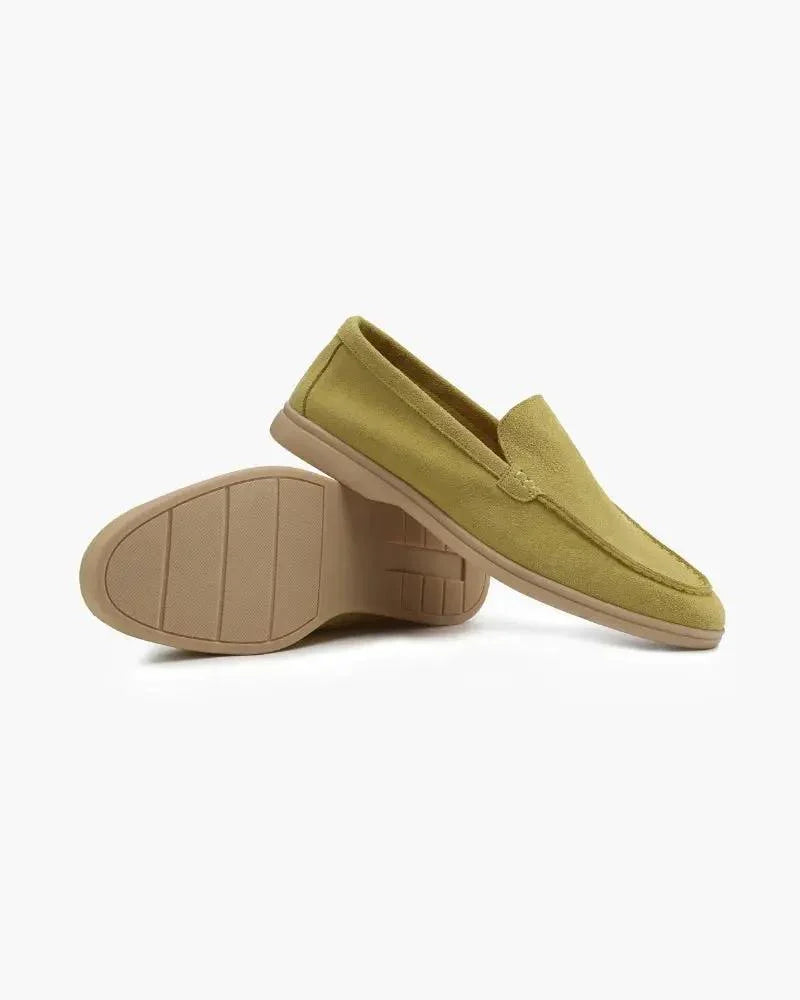 Mocassins en daim Old Money Premium de couleur caramel, pointure EU 39, vue de dessus.