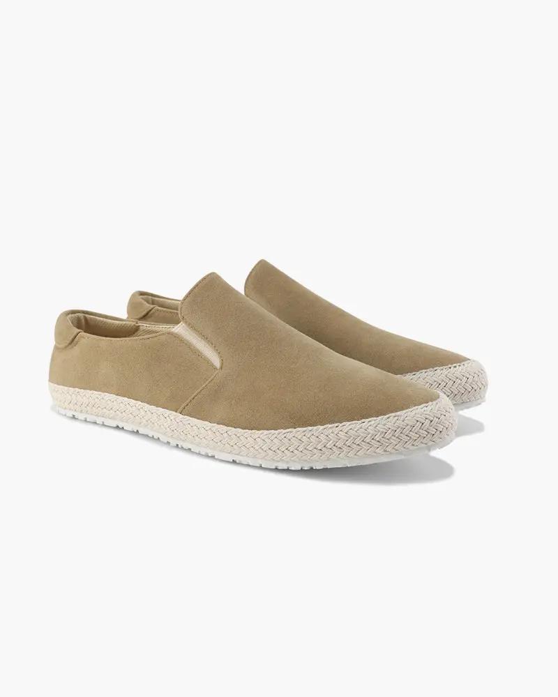 Chaussures en daim Old Money pour la ville, taille EU 38, couleur grise, élégantes et modernes pour un style urbain.