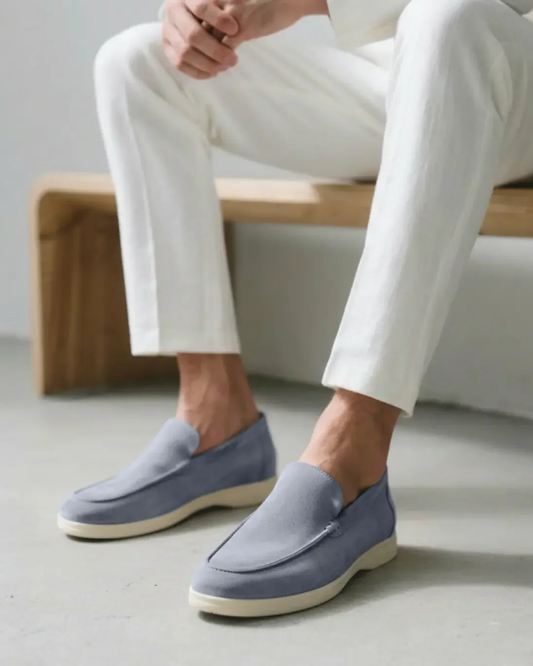 Mocassins en daim Old Money de couleur marron mocha, style classique, avec semelle en caoutchouc, pour homme.