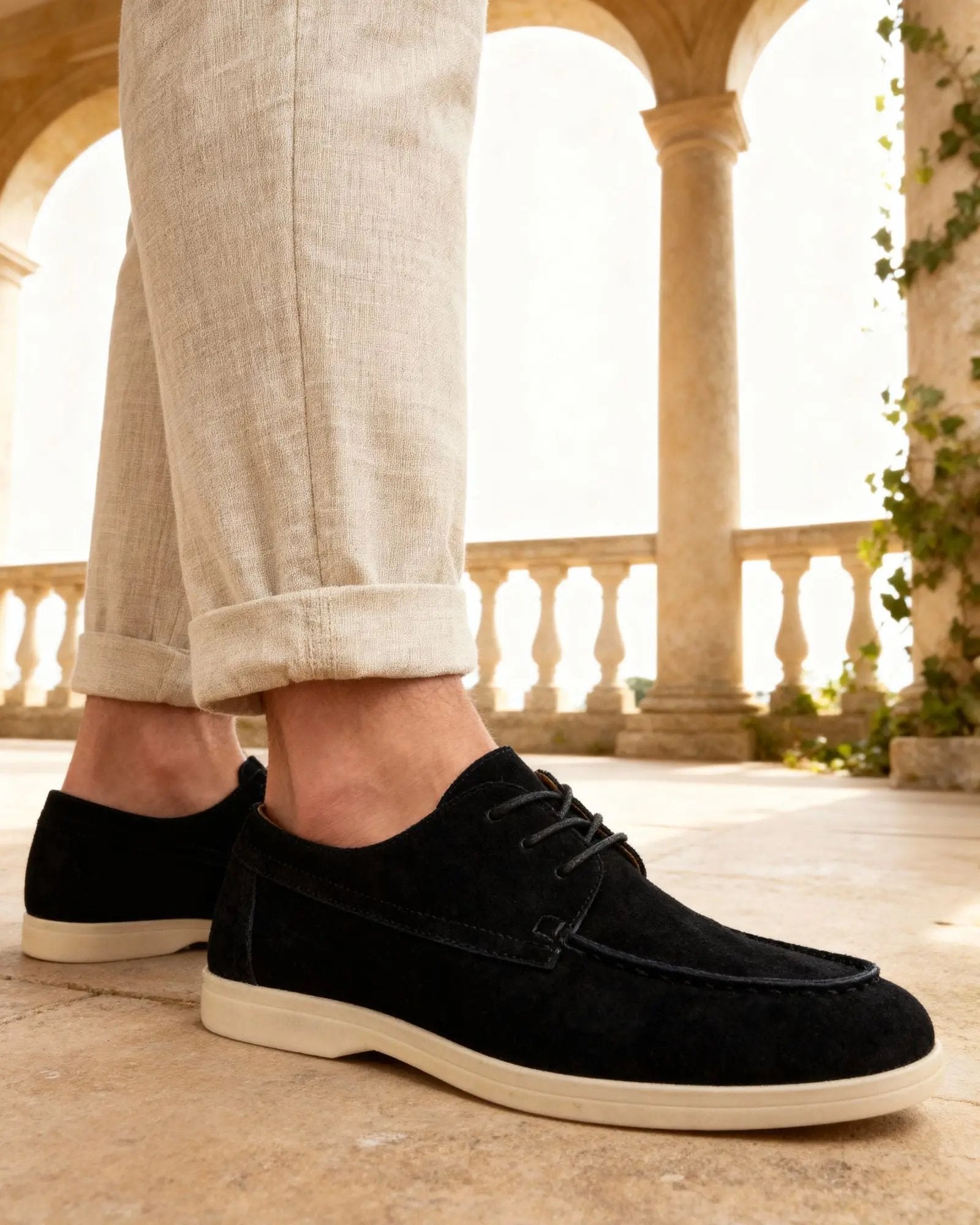 Chaussures en daim premium Old Money, lacets, couleur moka, taille EU 39, style élégant et sophistiqué.