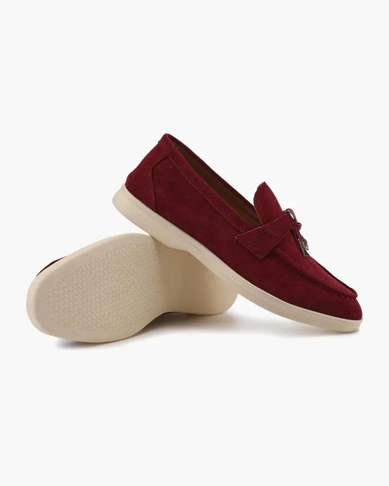 Chaussures mocassins en daim beige pour femme de la marque Old Money, taille EU 35, look élégant et confortable.