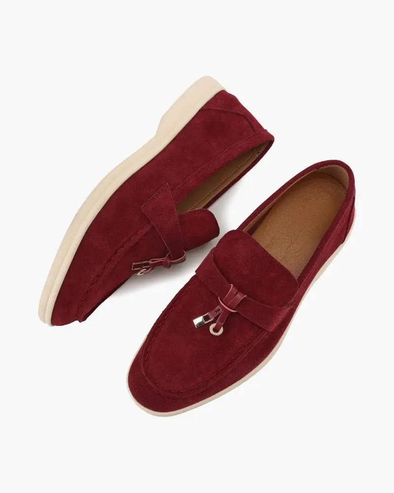 Mocassins en daim beige Old Money pour femmes, taille EU 35, style élégant et confortable, vue du dessus.