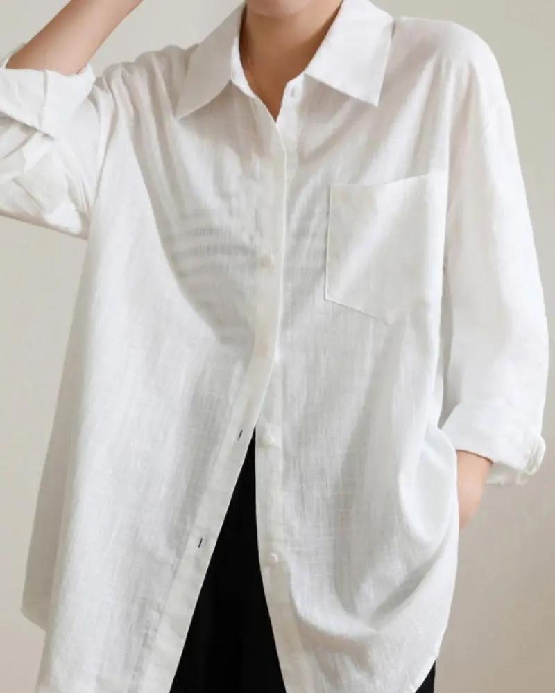Chemise en lin bleue pour femme Estate Lady de la marque Old Money Women, manche courte et coupe élégante.