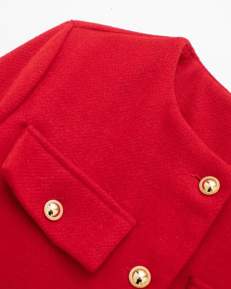 Veste blazer courte Savile pour femmes Old Money, couleur marron, tissu élégant, vue de face sur fond neutre.