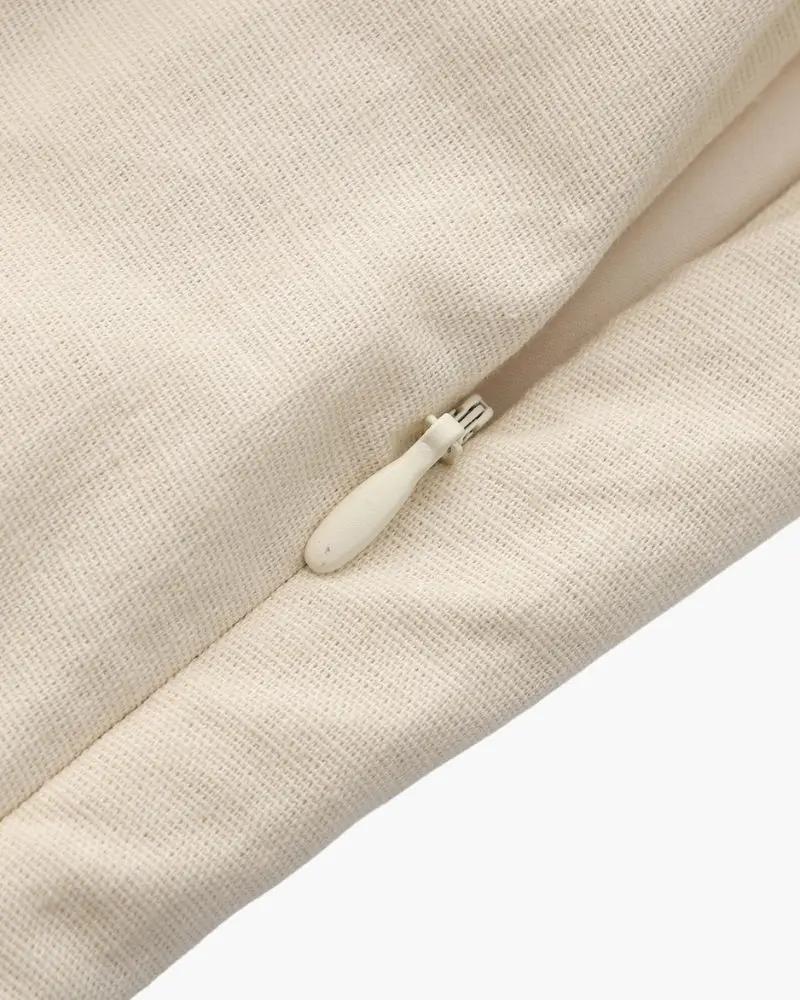 Robe Shellie pour femmes Old Money, coupe élégante avec détails subtils, tissu fluide et finition raffinée.