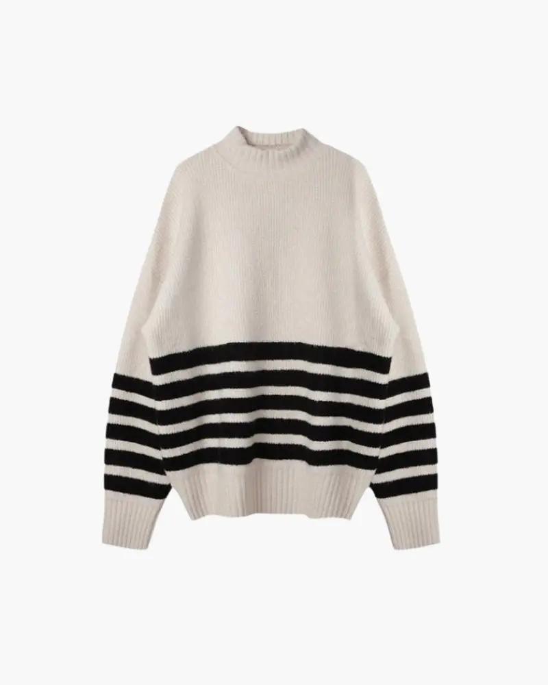 Pull en maille blanche à rayures côtières de la marque Old Money Women, taille unique, élégant et confortable.