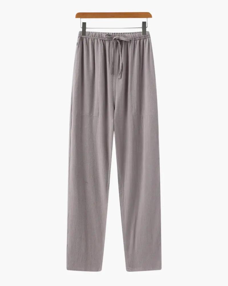 Pantalon en lin beige Marrakech Slim Fit de Old Money WorldWide, coupe ajustée, tissu léger et confortable.