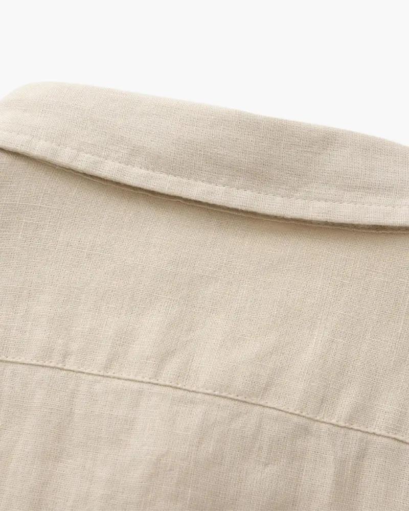 Ensemble monochrome beige de la marque Old Money WorldWide, vêtements élégants et classiques pour un look sophistiqué.