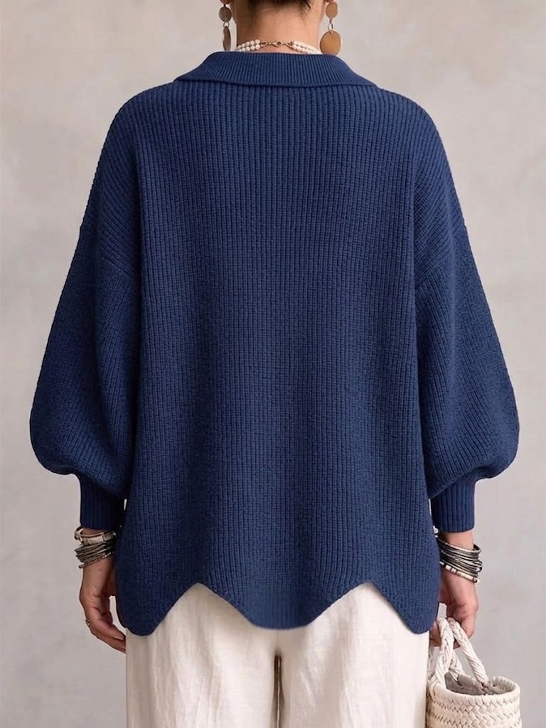 Cardigan oversize à boutons avec col, Danoir Paris, en laine douce, porté de face, couleur neutre, style élégant et confortable.