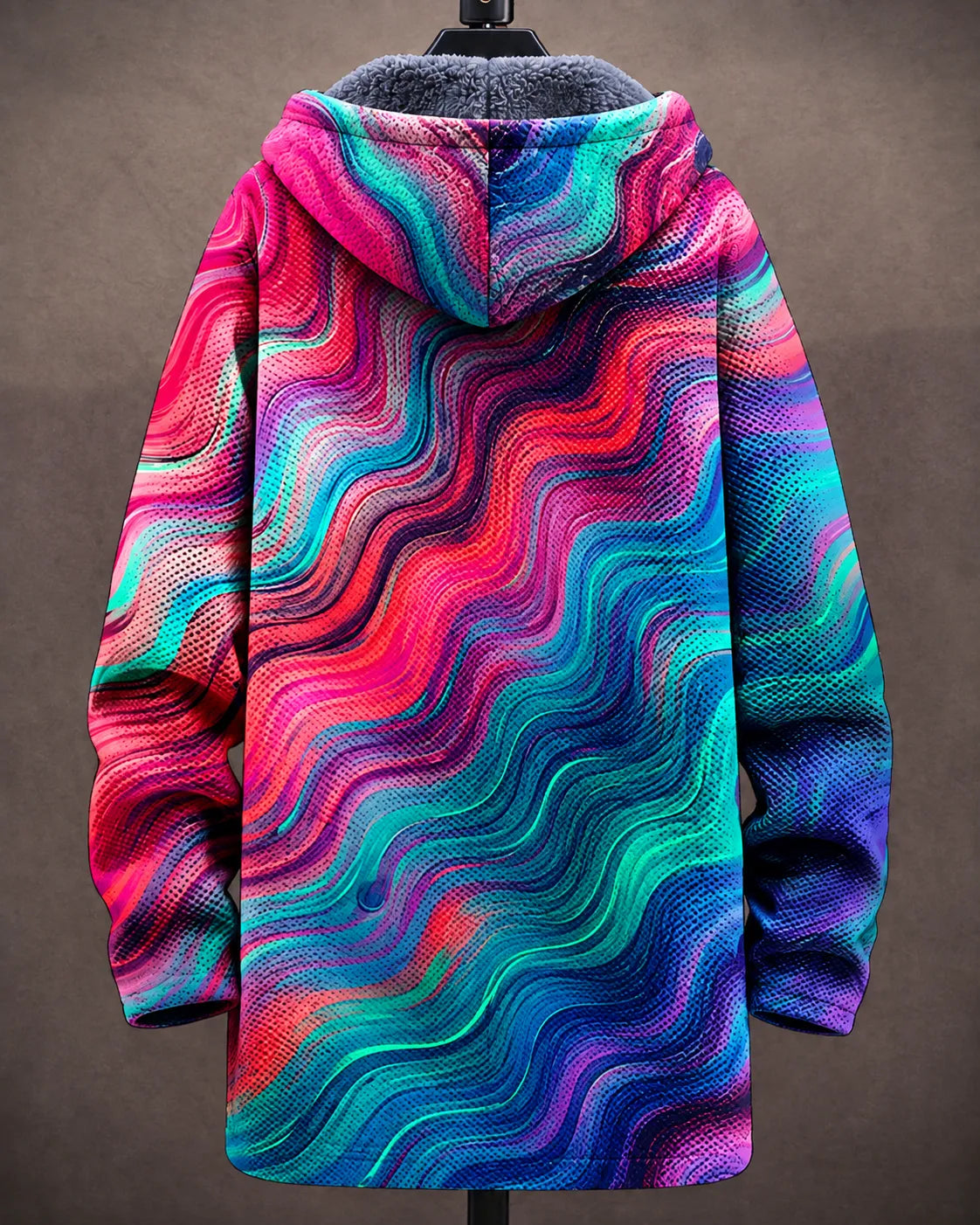 Veste à capuche Serena Danoir Paris avec motifs vagues vibrantes, tissu léger et design moderne, vue de face.