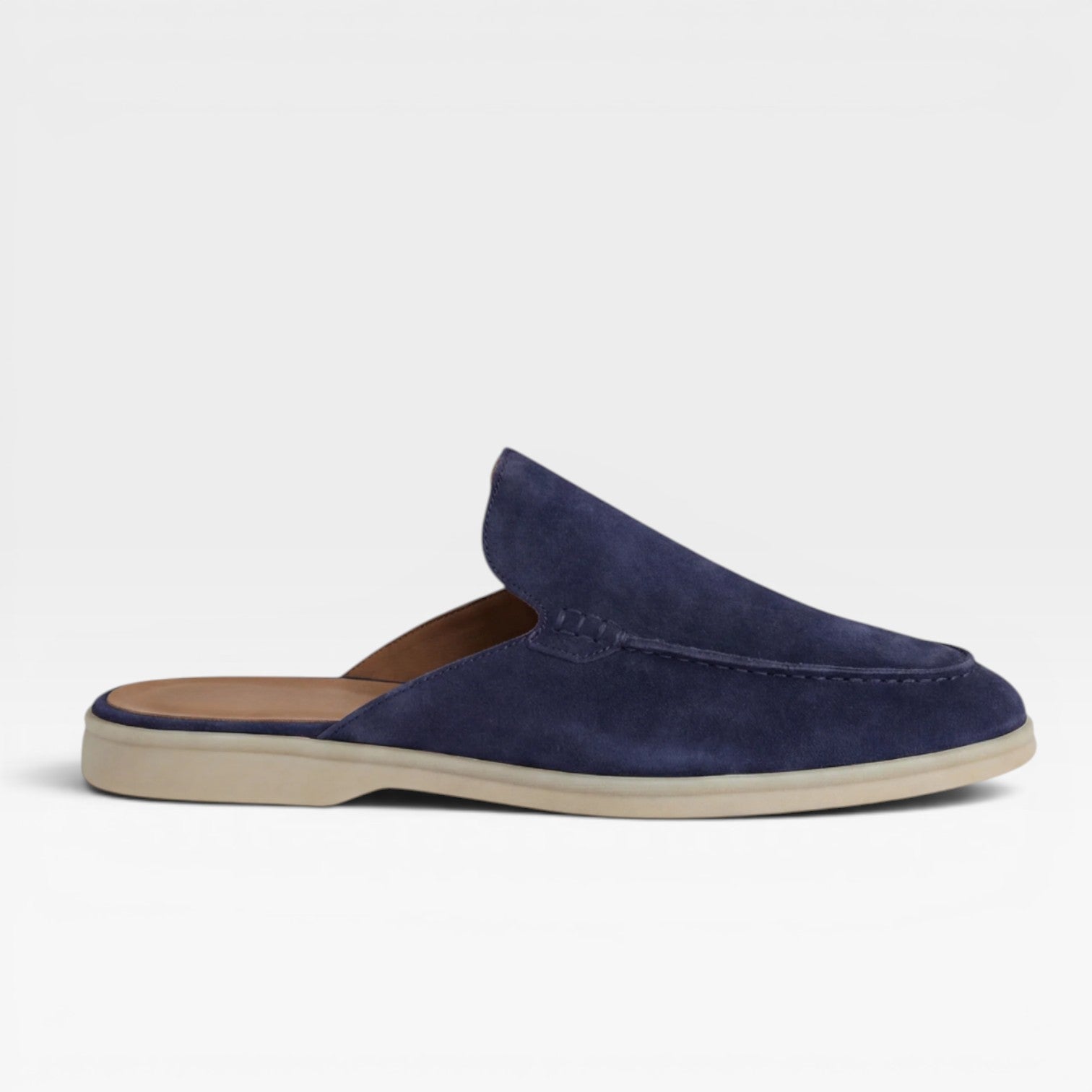 Mules en daim pour hommes Danoir Paris, mocassins décontractés sans talon à enfiler, chaussures confortables et élégantes.