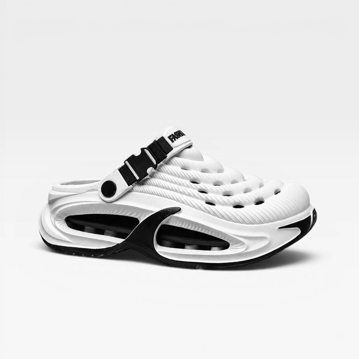 Sabots rembourrés pour hommes de Danoir Paris, sandales de sport ventilées à enfiler, confortables et légères pour l'été.