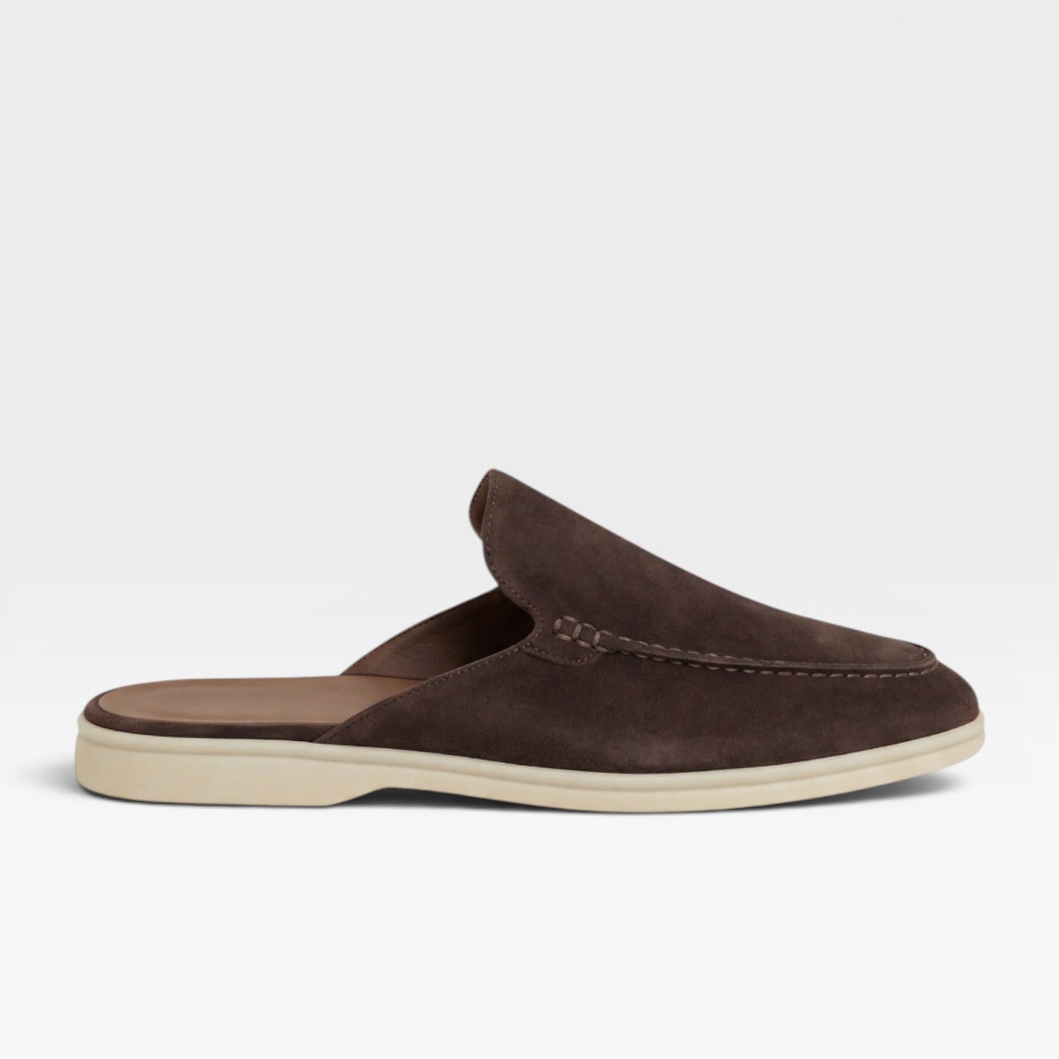 Mules en daim pour hommes Danoir Paris, sandales décontractées sans talon, faciles à enfiler, style confortable et élégant.