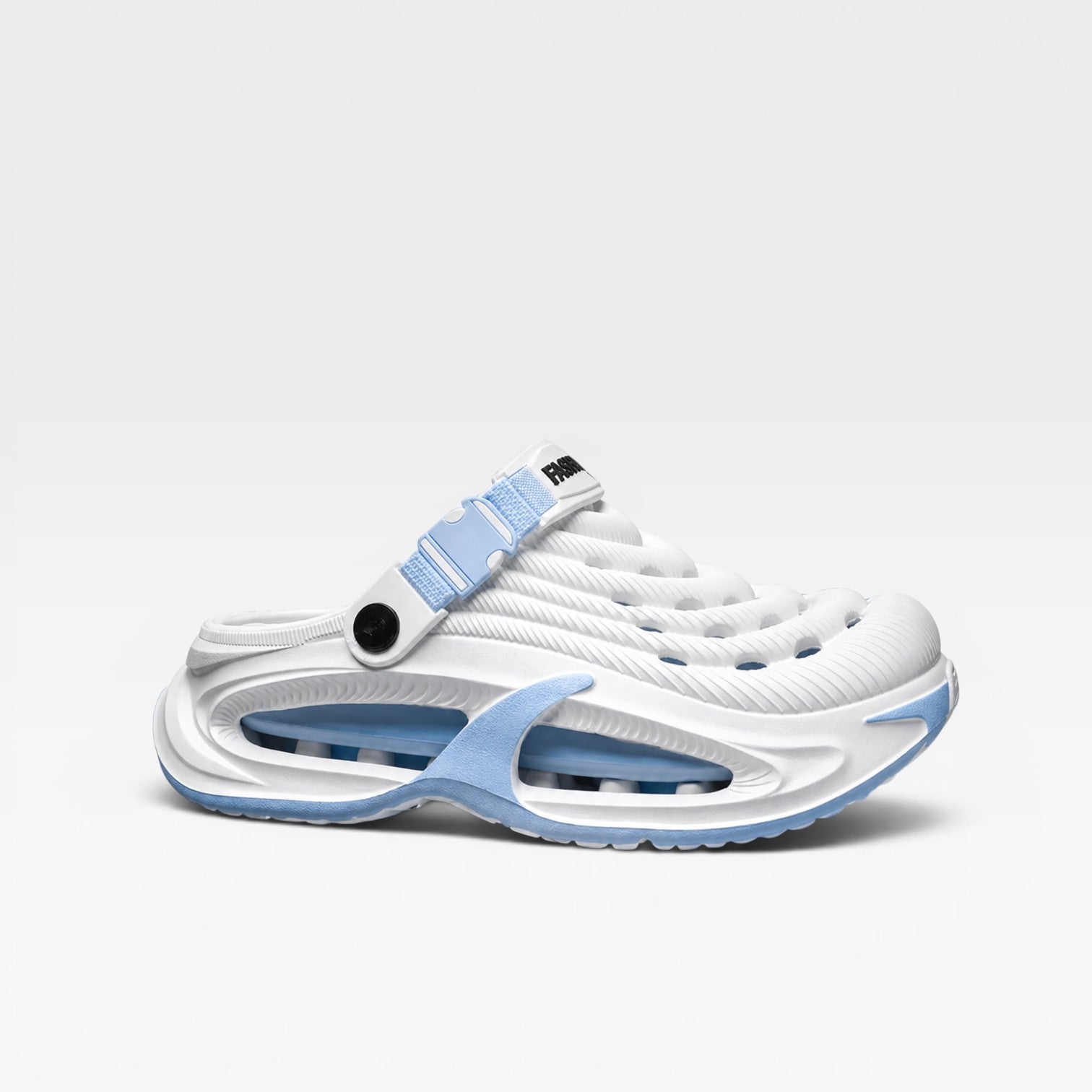 Sabots rembourrés pour hommes Danoir Paris, sandales de sport ventilées à enfiler, avec semelle confortable.