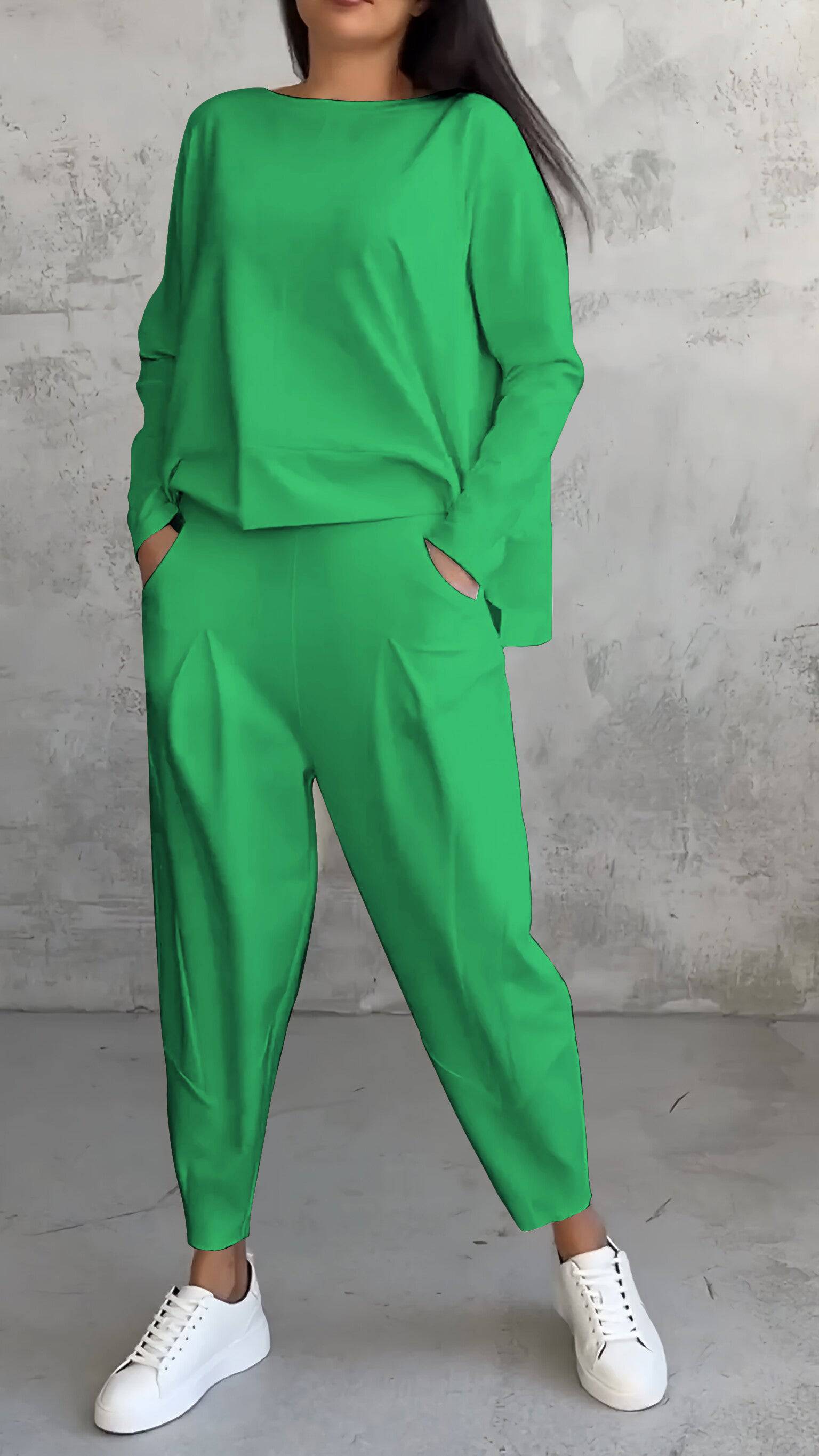 Ensemble décontracté Madison de Danoir Paris, vêtements confortables et élégants, porté par un mannequin.