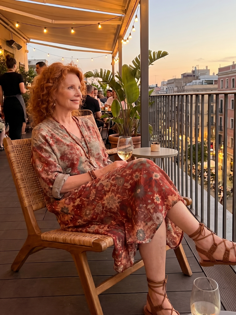 Robe midi décontractée Danoir Paris avec poches et motifs variés, tissu léger et style élégant pour toutes occasions.