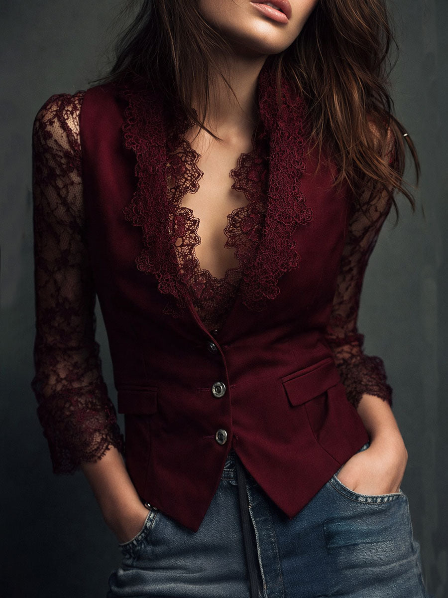 Blazer noir Noémie de Danoir Paris avec manches semi-transparentes, coupe élégante et détails modernes.