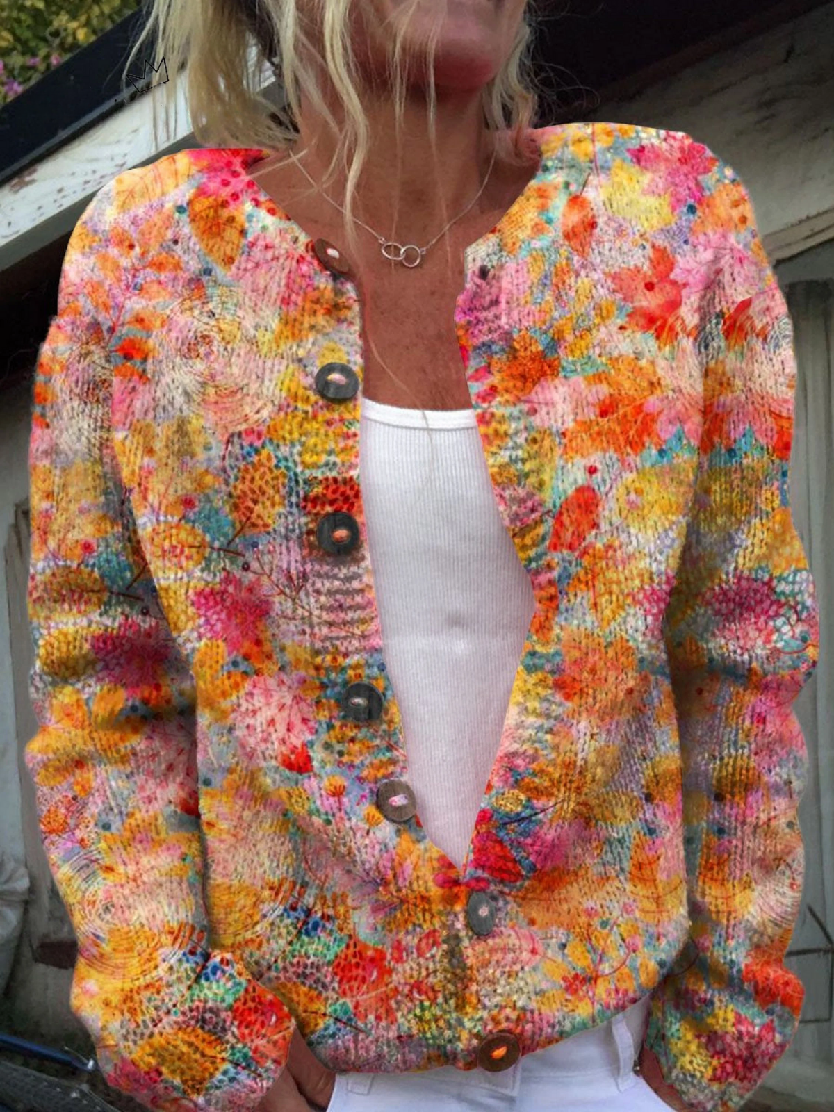 Pull en maille vintage Helena™ de Danoir Paris, cardigan en laine à manches longues et col en V, couleur crème.