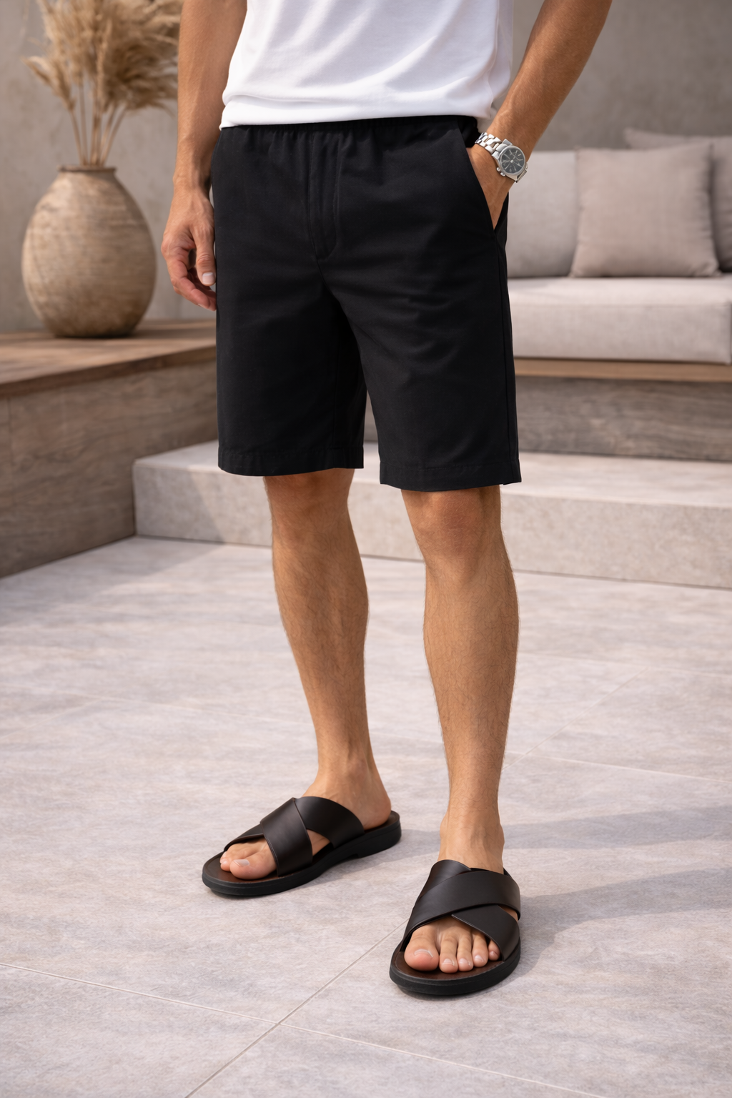 Sandales en cuir pour hommes Danoir Paris, avec brides croisées, style d'été confortable à enfiler, visible sur l'image.