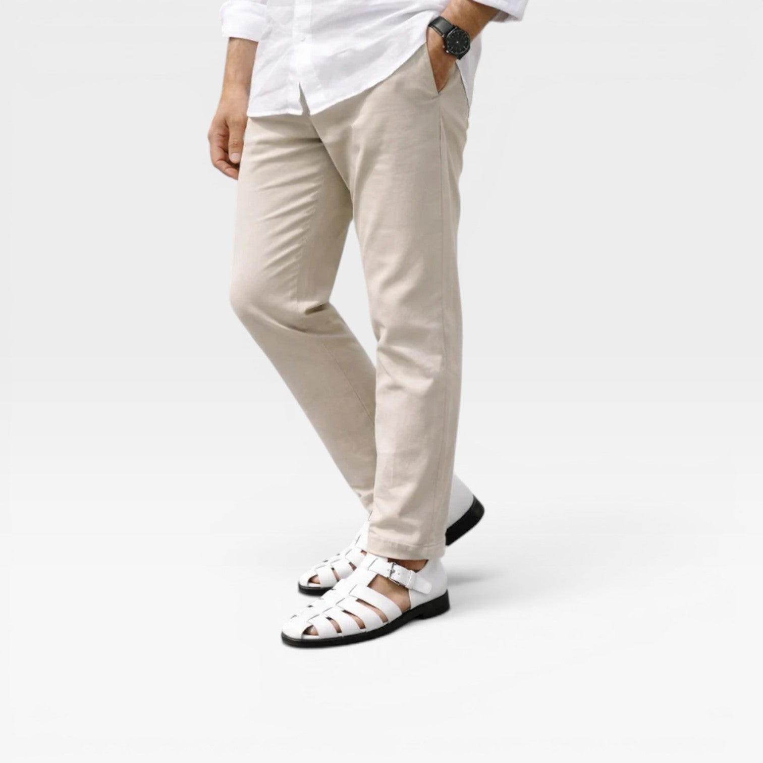 Sandales fisherman en cuir pour hommes de Danoir Paris, style estival classique à bout fermé, avec semelle en cuir et détails élégants.