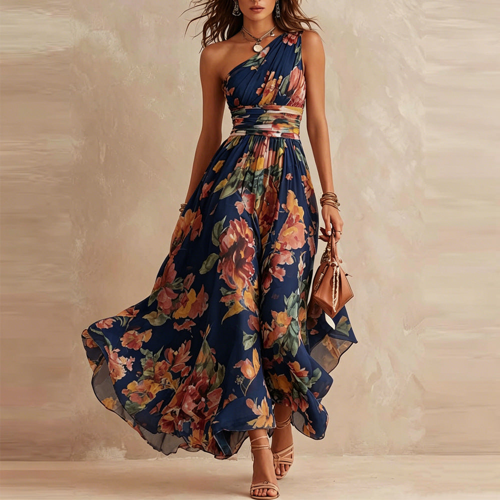 Robe longue femme Aurora de Danoir Paris avec épaules dénudées et motif floral, détail élégant et féminin.