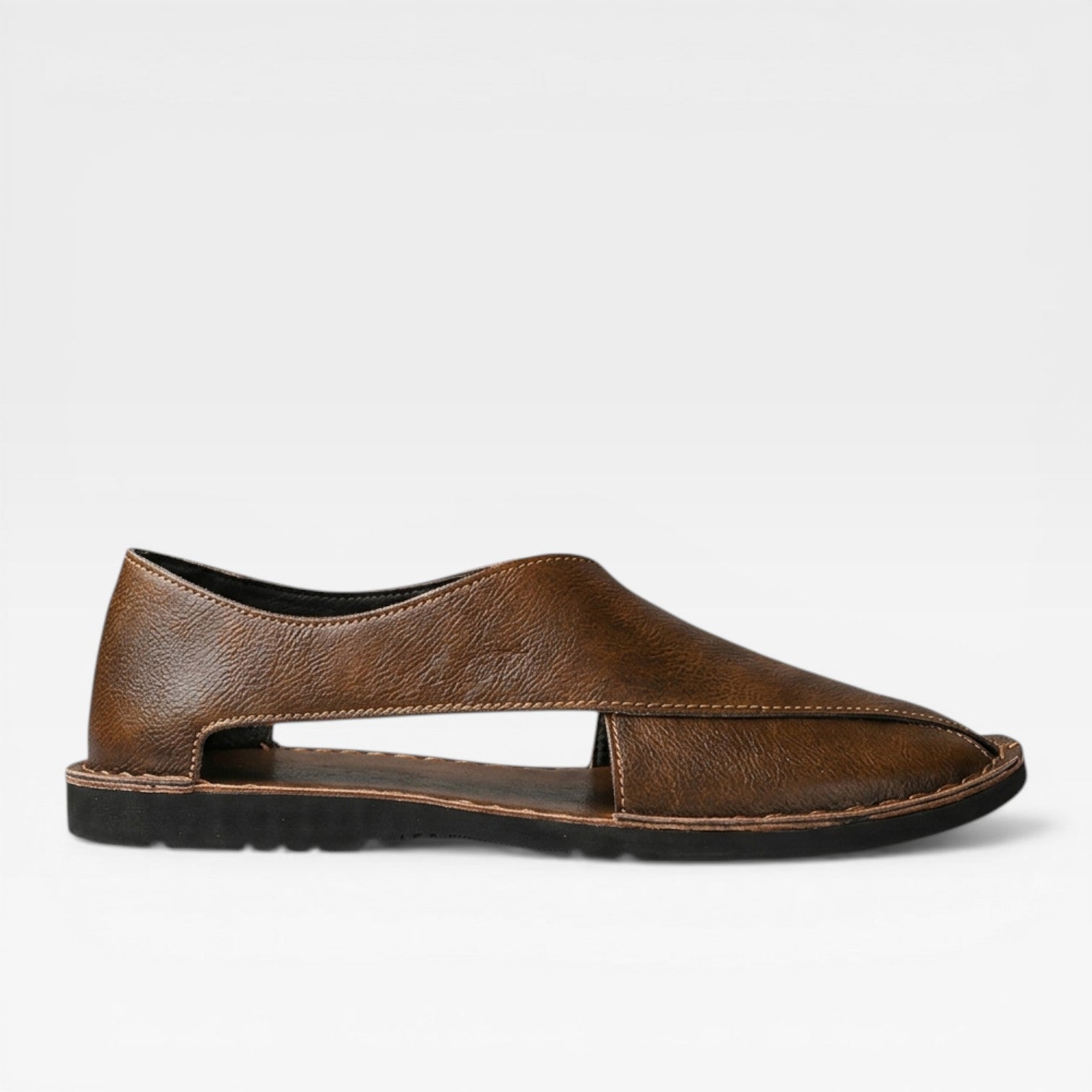 Sandales classiques en cuir pour hommes de Danoir Paris, chaussures décontractées élégantes pour homme.