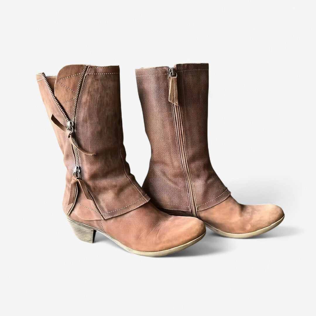 Bottes en cuir d'automne Danoir Paris Amparo, chaussures élégantes en cuir brun avec semelle robuste et finition soignée.
