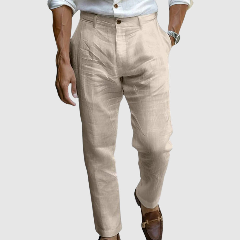 Pantalon en lin LorenzoVitali Luxe de Danoir Paris, style chic estival Saint-Tropez, en tissu léger beige.