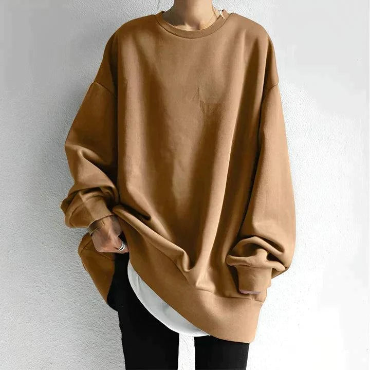 Tunique oversize Danoir Paris Joyce, vêtement confortable en tissu léger, portée décontractée, couleur neutre.