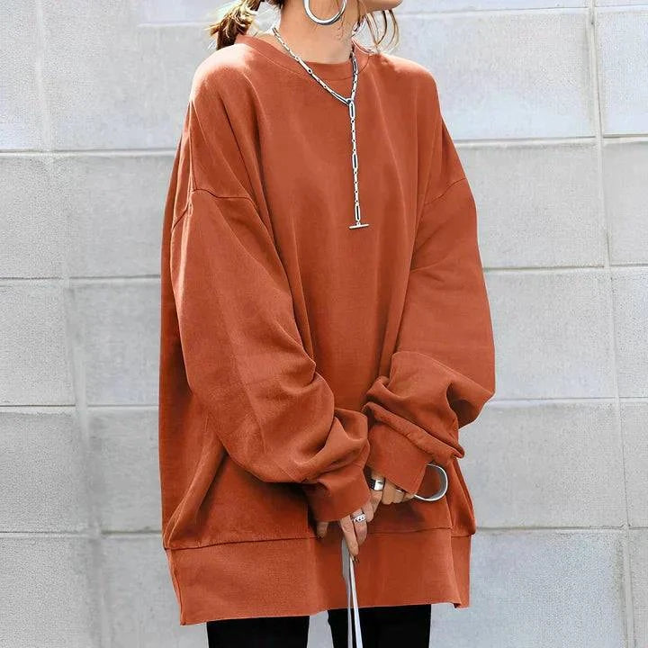 Tunique oversize Danoir Paris Joyce, vêtement confortable en tissu léger, porté sur un mannequin avec un fond neutre.