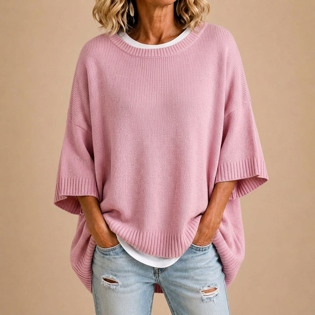 Poncho en maille STEFANIA de Danoir Paris, vêtement chaud et élégant porté de face.