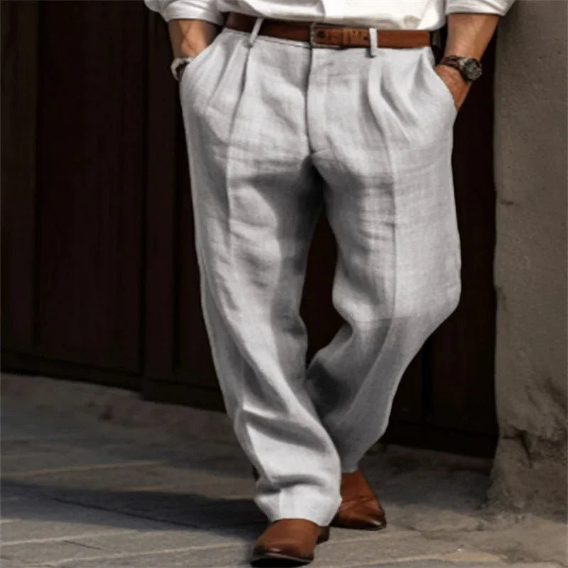 Pantalons sartoriaux en lin Corsaro de Danoir Paris, coupe élégante et tissu léger pour homme.