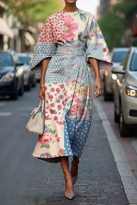 Robe florale élégante Danoir Paris Moxlan modèle #1148 portée avec détails floraux raffinés.