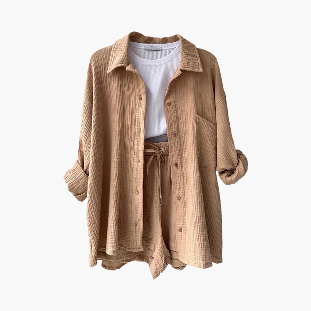 Ensemble 2 pièces Danoir Paris Délya en beige, vêtement confortable et élégant pour femme, vue de l'avant.